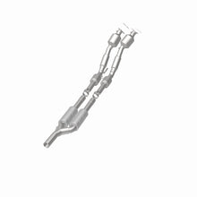Load image into Gallery viewer, Magnaflow 12-13 Volkswagen Passat 3.6L Direct Fit Converter
