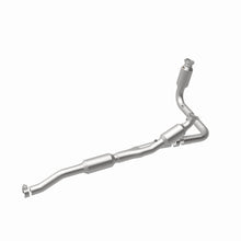 Load image into Gallery viewer, MagnaFlow 2002 Dodge Ram 1500 5.9L California Grade CARB Compliant Direct-Fit Catalytic Converter
