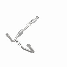 Load image into Gallery viewer, MagnaFlow Conv DF 96-97 Ford Aerostar 4.0L
