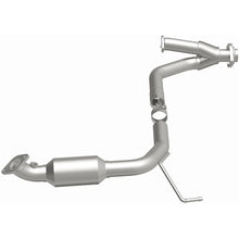 Load image into Gallery viewer, MagnaFlow Conv DF 05-09 Toyota Tacoma 4.0L D/S Rear (49 State)
