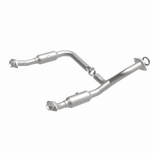 Load image into Gallery viewer, Magnaflow 2006 Ford Explorer 4.6L Direct Fit Converter
