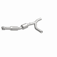 Load image into Gallery viewer, Magnaflow 2007 Ford E-150 4.6L Direct Fit Converter
