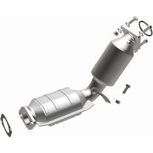 Load image into Gallery viewer, MagnaFlow Conv DF 08-13 Infiniti G37 V6-3.7LGAS 2.25in Dia
