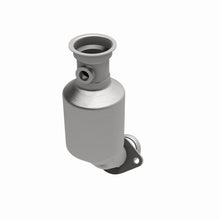 Load image into Gallery viewer, MagnaFlow Conv DF 99-05 Subaru Forester/96-97 &amp; 99-05 Impreza/01-03 Legacy/00-05 Outback Front/Rear
