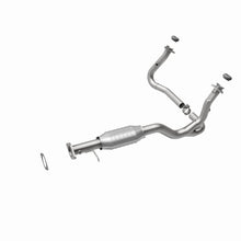 Load image into Gallery viewer, MagnaFlow Conv DF 2000 S10 4.3L 4WD | 93227
