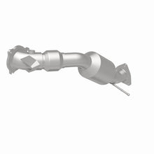 Load image into Gallery viewer, MagnaFlow 13-15 Land Rover LR2 2.0L CARB Compliant Direct Fit Catalytic Converter
