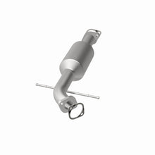 Load image into Gallery viewer, Magnaflow 2005 Kia Sedona 3.5L Direct Fit Converter
