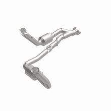 Load image into Gallery viewer, Magnaflow 06-09 Jeep Commander 4.7L Direct Fit Converter
