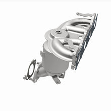 Load image into Gallery viewer, Magnaflow 13-17 Hyundai Santa Fe Sport 2.4L Direct Fit Cat Converter
