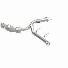 Load image into Gallery viewer, MagnaFlow DF Conv 2021 Ford F-150 Right Underbody 3.5L
