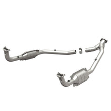 Load image into Gallery viewer, MagnaFlow Conv DF 97 Land Rover Defender 90 4.0L Y-Pipe Assy / 96-99 Discovery 4.0L Y-Pipe Assy
