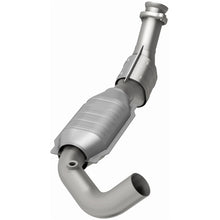 Load image into Gallery viewer, MagnaFlow Conv DF 97-98 Ford F-150 Pickup 4.2L D/S 4WD (49 State)

