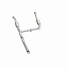 Load image into Gallery viewer, MagnaFlow Conv. DF 3/04-05 Ford Explorer 4.0L / 3/04-05 Mercury Mountaineer Y-Pipe Assembly
