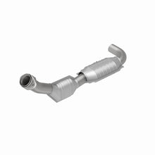 Load image into Gallery viewer, MagnaFlow Conv DF 00-01 Ford F-150 4.6L 2wd
