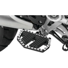 Load image into Gallery viewer, Kuryakyn Splined Peg Adapter Bmw Blk | 8907
