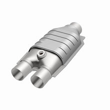 Load image into Gallery viewer, MagnaFlow Conv Univ 2/3 D/S Single O2 Boss
