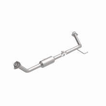 Load image into Gallery viewer, Magnaflow 05-07 Toyota Sequoia 4.7L Direct Fit Converter
