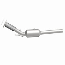 Load image into Gallery viewer, Magnaflow 06-09 Volkswagen Beetle 2.5L Direct Fit Converter
