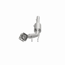 Load image into Gallery viewer, MagnaFlow California Grade CARB Compliant Converter Direct Fit 05-09 Volkswagen Jetta L5 2.5L
