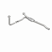 Load image into Gallery viewer, MagnaFlow Conv DF 02-03 Dodge Ram 1500 Pickup 4.7L 4WD

