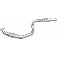 Load image into Gallery viewer, Magnaflow 2006 Chevrolet Express 2500 4.8L Direct Fit Converter
