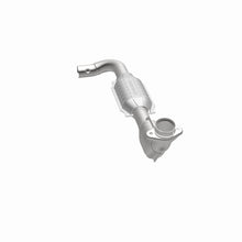 Load image into Gallery viewer, MagnaFlow Conv DF 01-02 Exped/F-150 5.4L D/S
