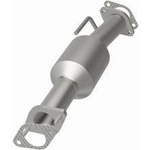 Load image into Gallery viewer, Magnaflow 09-15 Chevrolet Traverse 3.6L Direct Fit Converter
