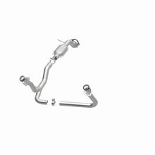 Load image into Gallery viewer, MagnaFlow Conv DF 00-05 Blazer 4WD 4.3L

