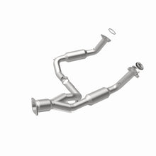 Load image into Gallery viewer, MagnaFlow Conv Direct Fit 07-09 Chevy Trailblazer SS 6.0L V8
