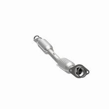 Load image into Gallery viewer, Magnaflow Conv DF 07-12 Nissan Versa 1.8L
