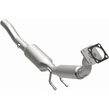 Load image into Gallery viewer, Magnaflow 04-05 Volkswagen Jetta 2.0L Direct Fit Converter
