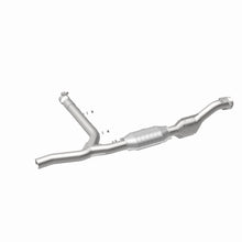 Load image into Gallery viewer, MagnaFlow Conv DF F150 Truck 97-98 V8 4.6L 2W

