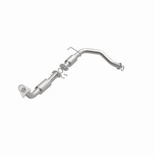 Load image into Gallery viewer, Magnaflow 08-17 Toyota Sequoia 5.7L CARB Compliant Direct-Fit Catalytic Converter
