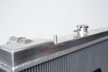 Load image into Gallery viewer, Photo - Close Up
