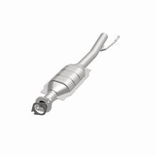 Load image into Gallery viewer, MagnaFlow Conv DF 01-04 Ford Escape 3.0L Rear / 01-04 Mazda Tribute 3.0L Rear
