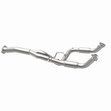 Load image into Gallery viewer, Magnaflow 2011 Chevrolet Silverado 2500 HD 6.0L Direct Fit Converter
