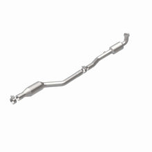 Load image into Gallery viewer, Magnaflow Catalytic Converter Direct Fit Magnaflow 2006 Mercedes-Benz SL500 5.0L Direct Fit Converter
