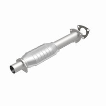 Load image into Gallery viewer, MagnaFlow Conv DF 95-98 GM S10 Pickup 4.3L

