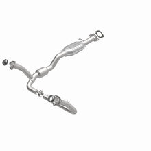 Load image into Gallery viewer, MagnaFlow Conv DF S10 Pickup 01-03 6 4.3L
