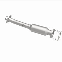 Load image into Gallery viewer, Magnaflow 05-06 Nissan Titan 5.6L Direct Fit Converter
