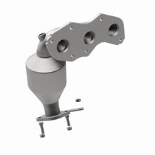 Load image into Gallery viewer, MagnaFlow Converter Direct Fit 07-15 Toyota Sienna 3.5L
