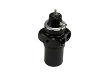 Load image into Gallery viewer, Turbosmart FPRF8 Fuel Pressure Regulator and Filter - Black | TS-0404-1532
