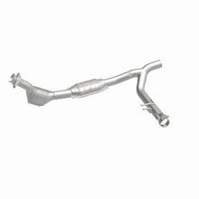 Load image into Gallery viewer, MagnaFlow CONV DF 99 F-150 5.4L V8 P/S 2WD
