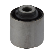Load image into Gallery viewer, MOOG 98-04 Nissan Pathfinder Rear Lower Control Arm Bushing | K200275
