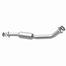 Load image into Gallery viewer, MagnaFlow Direct Fit Converter 03-11 Honda Element 2.4L Underbody
