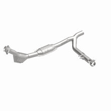 Load image into Gallery viewer, MagnaFlow CONV DF 99 F-150 5.4L V8 P/S 2WD
