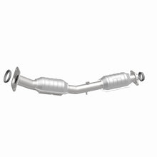 Load image into Gallery viewer, Magnaflow Conv DF 07-12 Nissan Versa 1.8L
