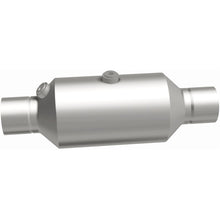 Load image into Gallery viewer, Magnaflow 2.50 w/dual O2 5in. Spun Universal Converter
