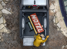 Load image into Gallery viewer, HeavyDutyBedMats_P06.jpg
