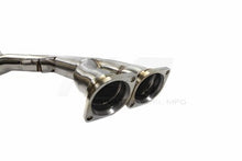 Load image into Gallery viewer, BMW M3 / M4 (F80 / F82 ) 2015-2019 MID PIPE
